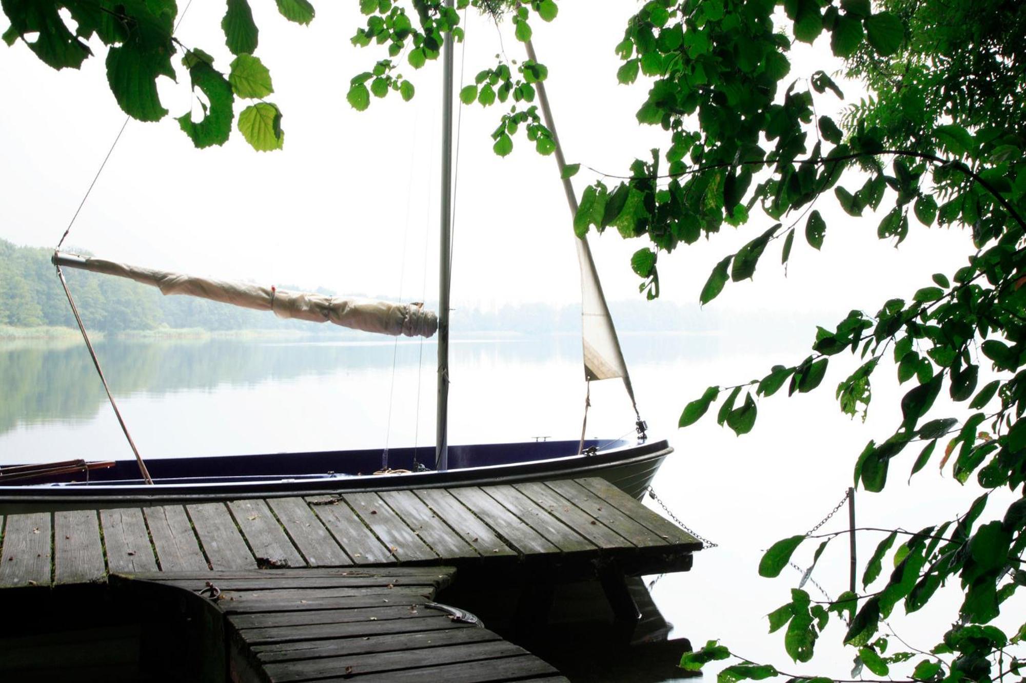 Ferienhaus Am See Perlin Zewnętrze zdjęcie